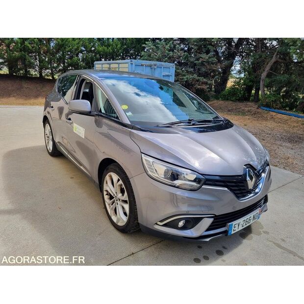 2018 رينو Megane-48123521
