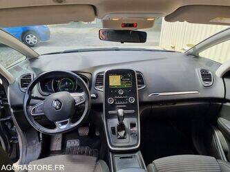 2018-renault-megane-1467314-48123530