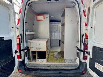 2014-renault-master-1467319-48123641