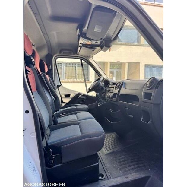 2014 Renault Master-48123649