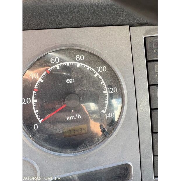 2008 NISSAN Atleon-48124076