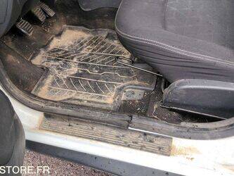 2014-dacia-duster-1467336-48124119