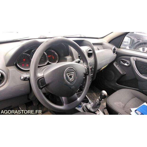 2014 داسيا DUSTER-48124125