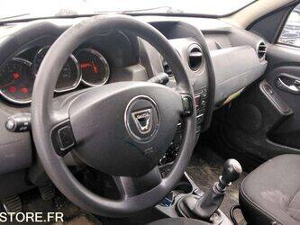 2014-dacia-duster-1467336-48124125