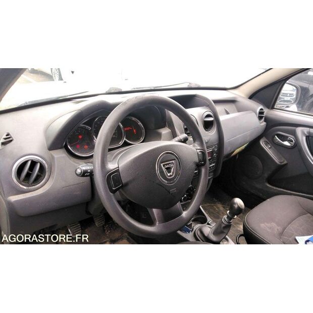 2014 داسيا DUSTER-48124127