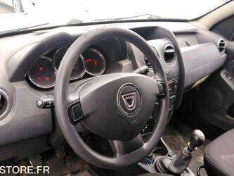 2014-dacia-duster-1467336-48124127
