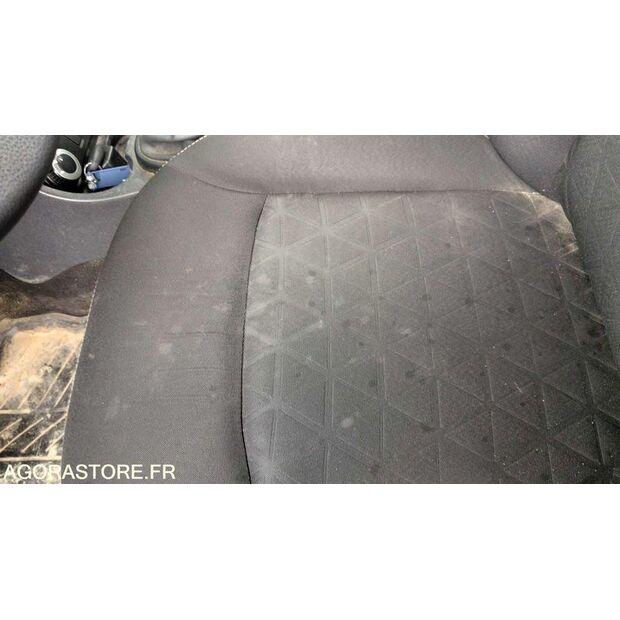 2014 داسيا DUSTER-48124132