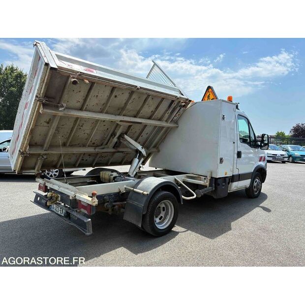 2012 Iveco 35C13-48124213
