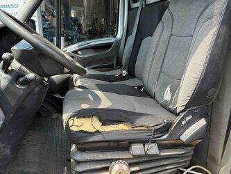 2012-iveco-35c13-1467338-48124216