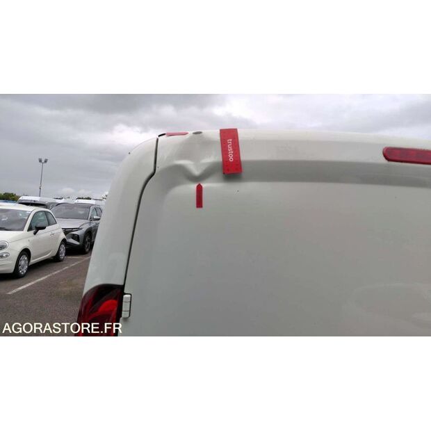 2017 Fiat Doblo-48124279