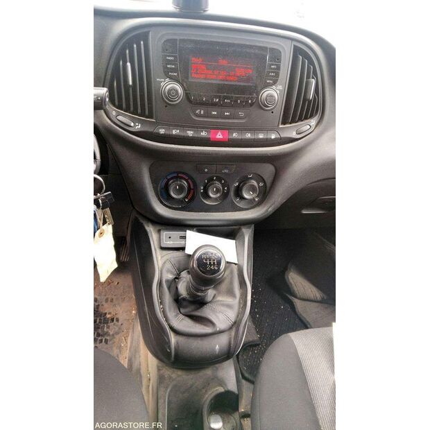 2017 Fiat Doblo-48124287