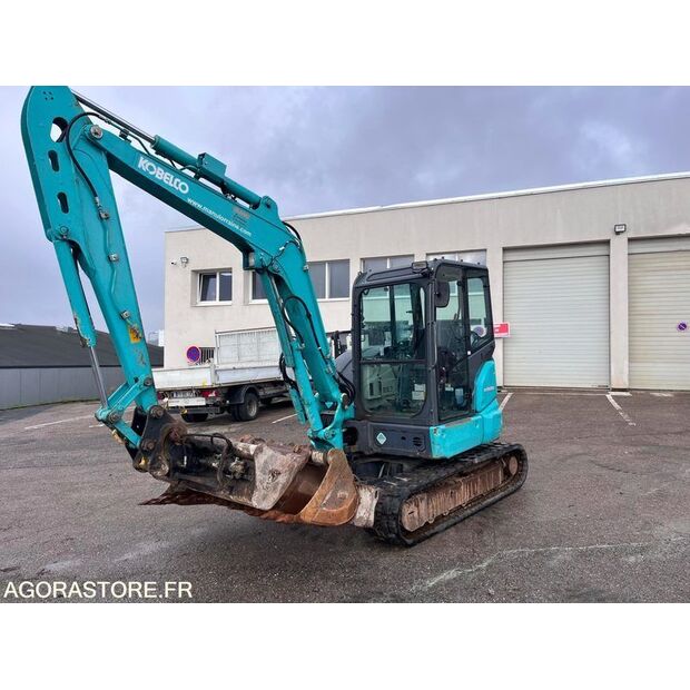 2019 كوبيلكو SK55SRX-6-48124332