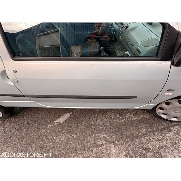 2006 Renault Twingo-48124636