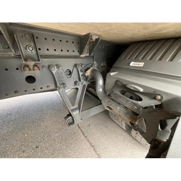 2011 Mercedes-Benz ATEGO 1224-48127031