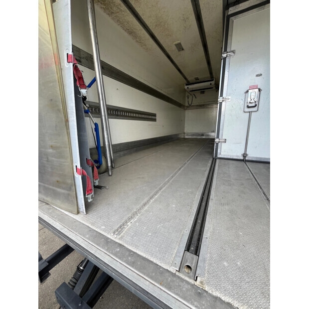 2011 Mercedes-Benz ATEGO 1224-48127040