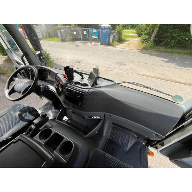 2011 Mercedes-Benz ATEGO 1224-48127055