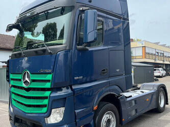 Image for 2016 Mercedes-Benz Actros 1848 LS