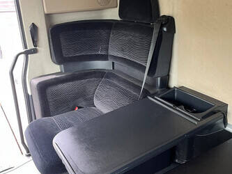 2016-mercedes-benz-actros-1848-ls-1467349-48127276