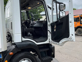 2019-iveco-eurocargo-140e250-48127327