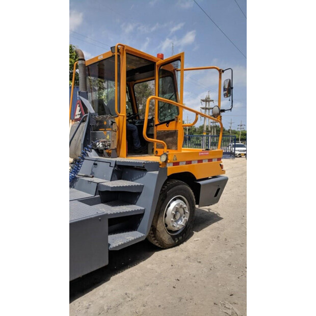 2011 Terberg YT182-48127450
