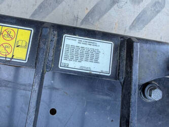 2013-caterpillar-320f-1467441-48128264
