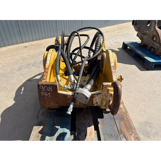 2021 OilQuick OQ80-48128996