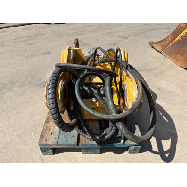 2021 OilQuick OQ80-48128999