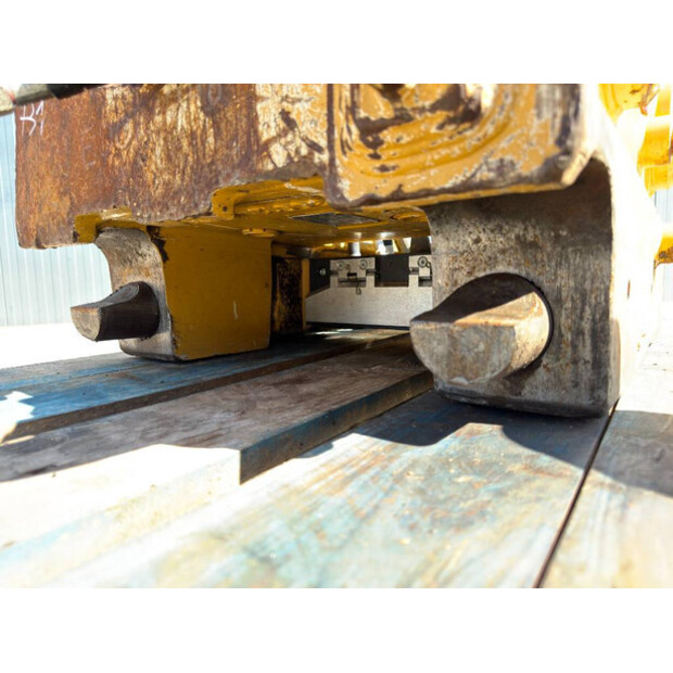 2021 OilQuick OQ80-48129005