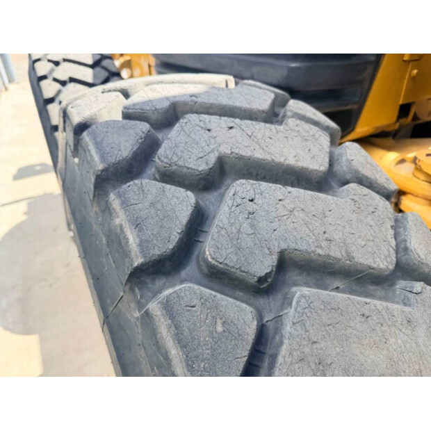 2005 كاتربيلر 140H II - CE-48129385
