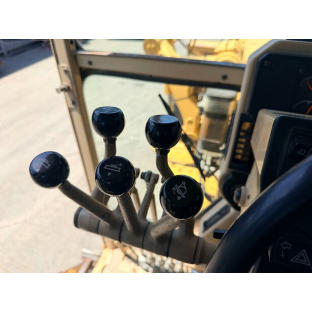 2005 كاتربيلر 140H II - CE-48129392