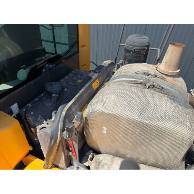 2016 فولفو L250H-48129509
