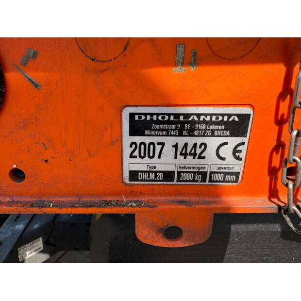 2020 Iveco 120E-48129573