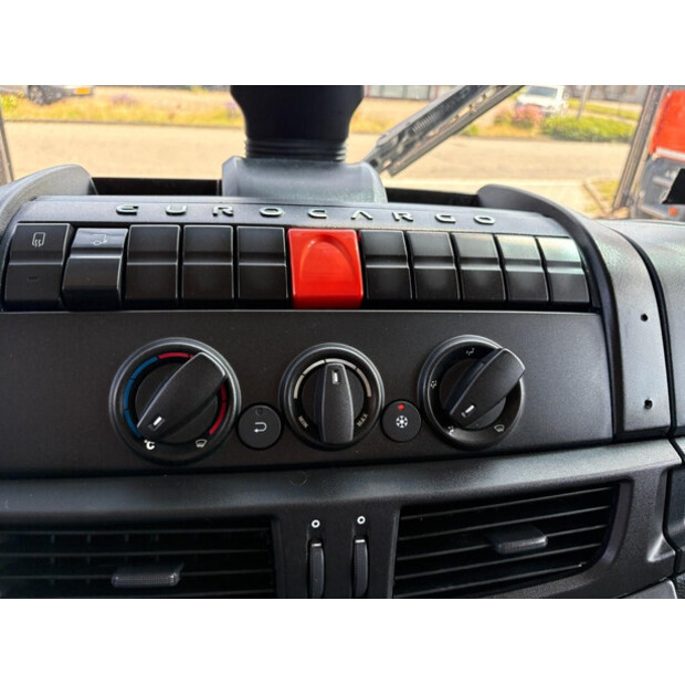 2020 Iveco 120E-48129577
