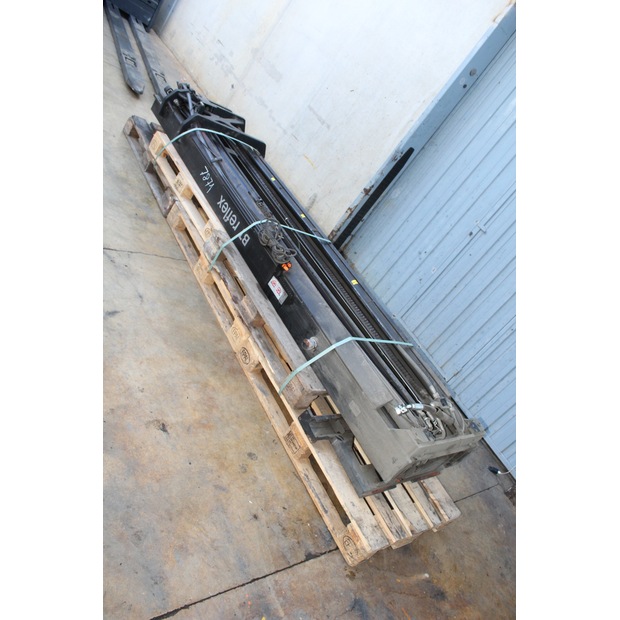 2018 BT RRE 160 MC-48135418