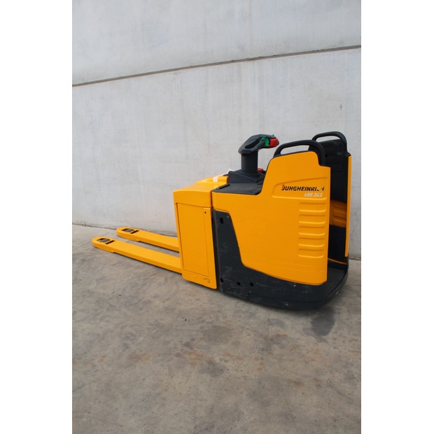 2010 جنجهينريتش ERE 225-48135782