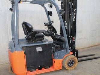 2019-toyota-8fbe16t-1467563-48135963