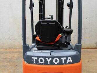 2021-toyota-8fbe15t-48136050