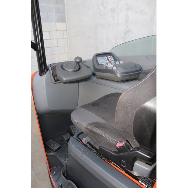 2018 بي تي RRE 160 H-48136265