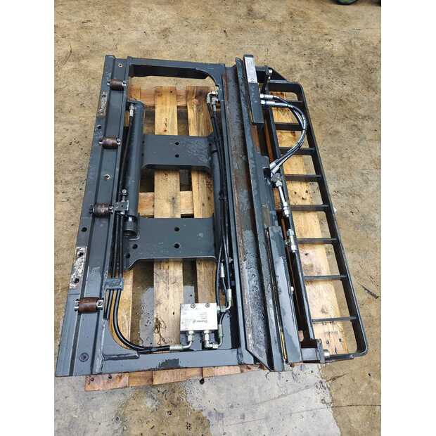 ATTACHMENTS Durwen Used-48136273