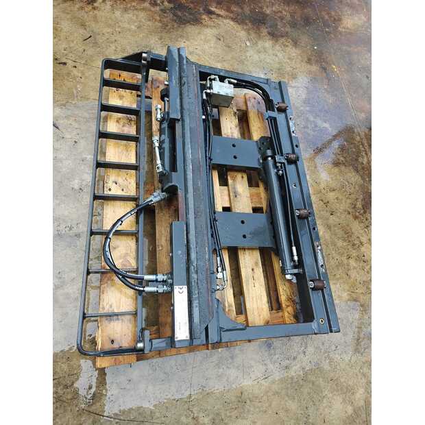 ATTACHMENTS Durwen Used-48136274