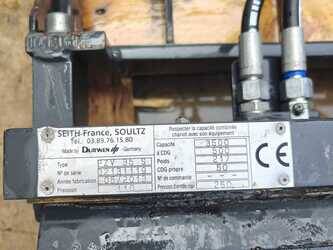 attachments-durwen-used-1452391-48136275