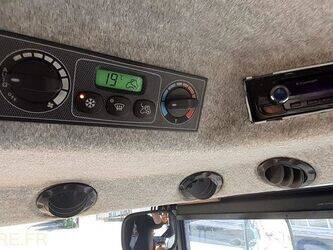 2011-massey-ferguson-6445-dyna6-48140087