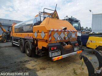 renault-premium-1467599-48140110
