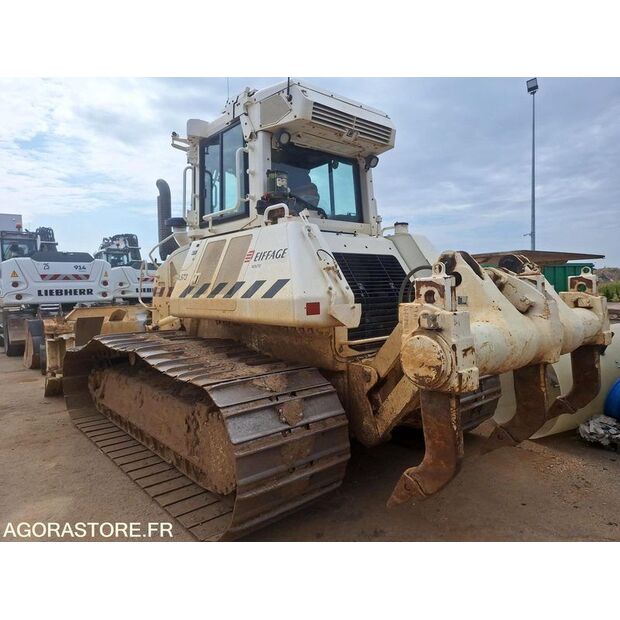 2017 كوماتسو D61PXI-48140118