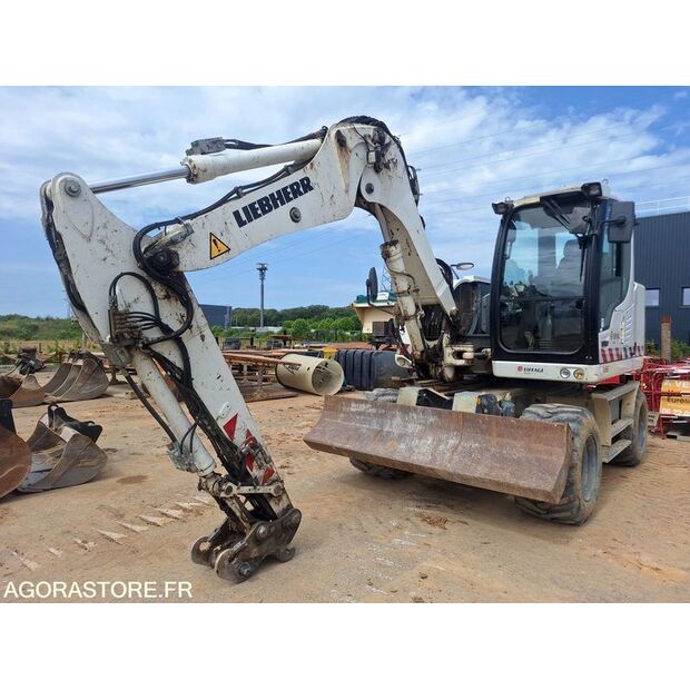 2016 Liebherr A912-48140137