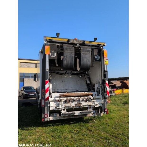 2016 Renault D WIDE-48140507