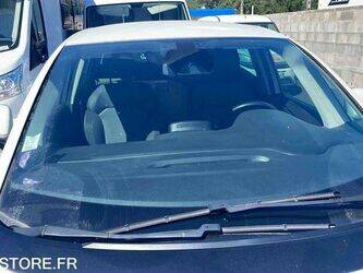 2019-renault-megane-1467618-48140525