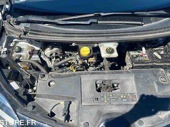 2019-renault-megane-1467618-48140545