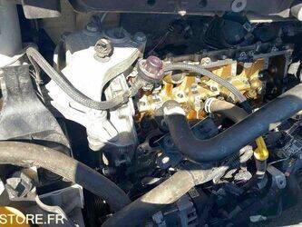 2019-renault-megane-1467618-48140546