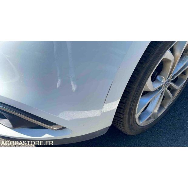 2019 رينو Megane-48140558